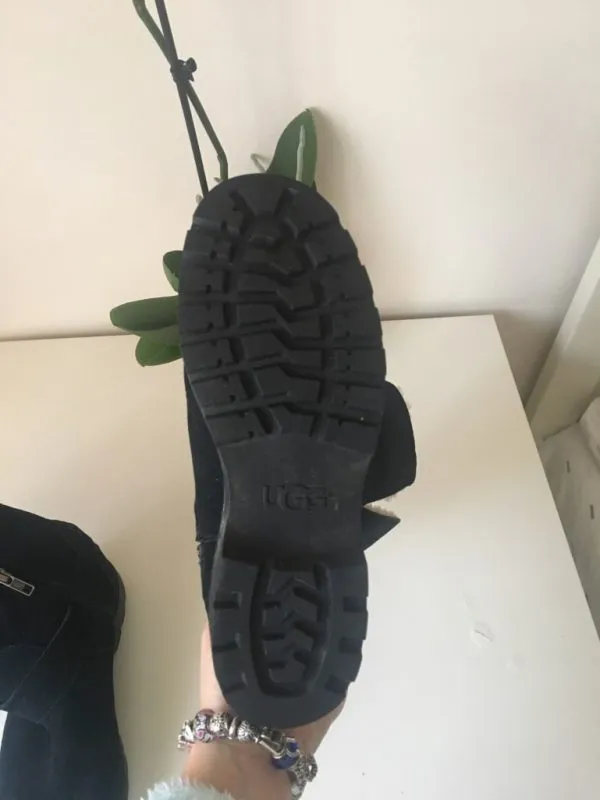 Ghete UGG EU 37 | Negru, Piele naturală - Image 4