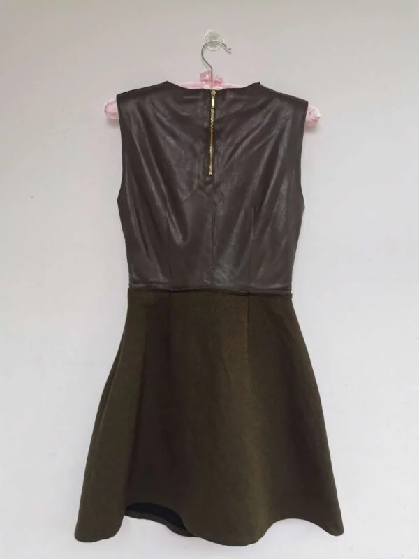 Rochie office Zara XS | Verde, Midi, Piele ecologică - Image 2