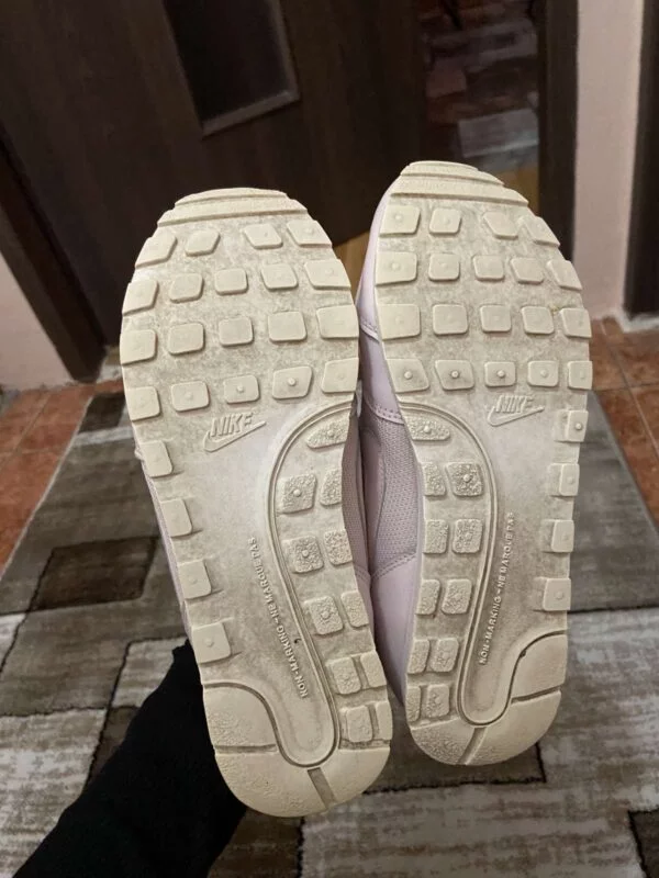 Sneakers Nike EU 35 | Roz - Image 2