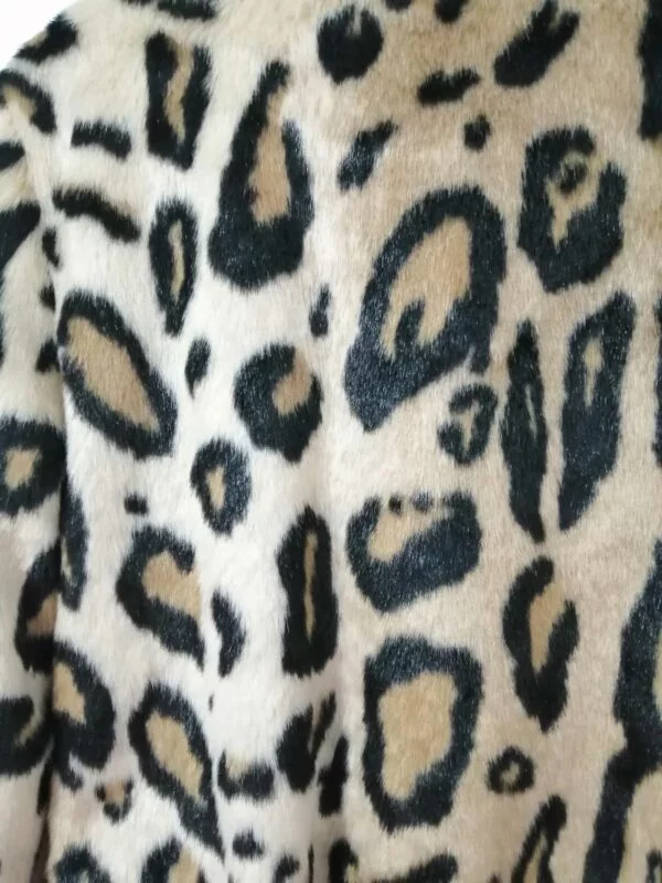 Geacă din blană Vero Moda M | Bej, Fără glugă, Animal print, Blană naturală - Image 3