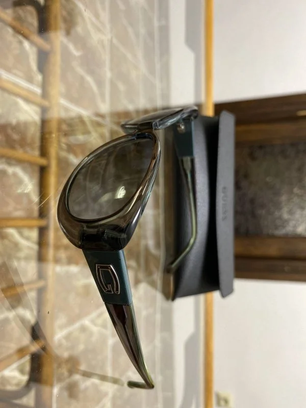 Ochelari de soare Guess | Negru - Image 3