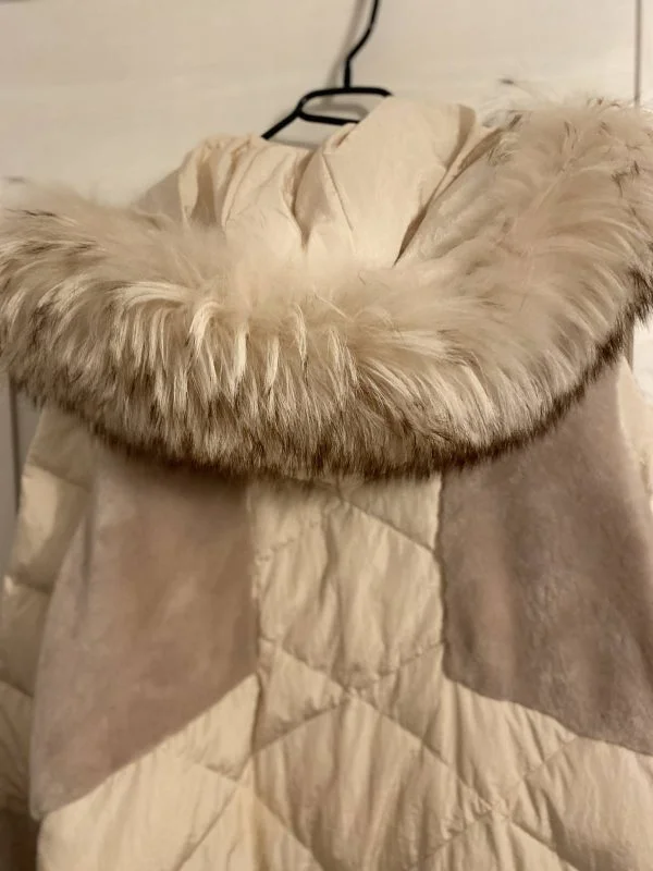 Geacă matlasată BOUTIQUE M | Crem, Cu glugă, Blană naturală - Image 5