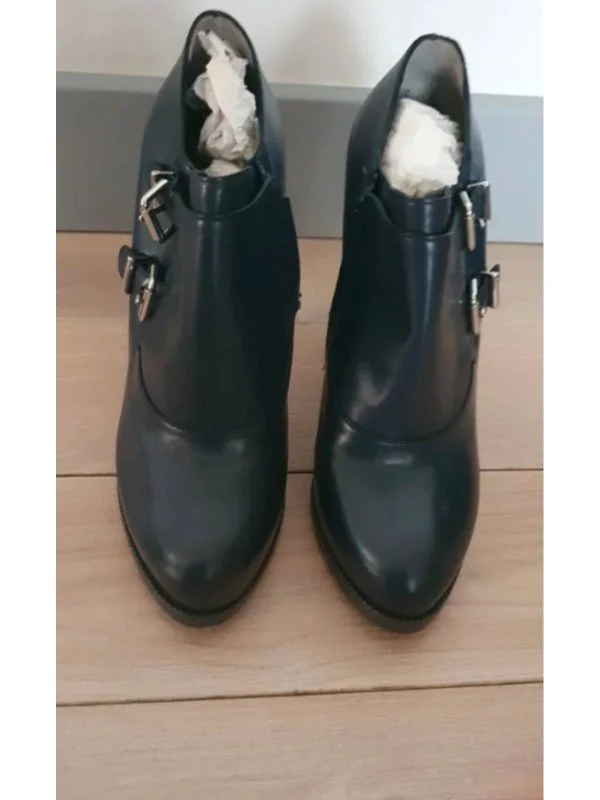 Ghete Fendi EU 39 | Albastru, Piele naturală - Image 2