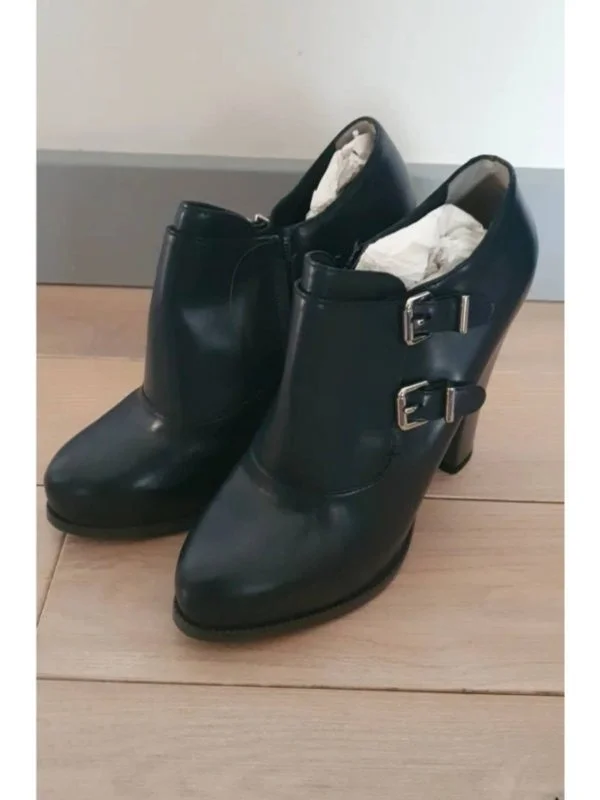 Ghete Fendi EU 39 | Albastru, Piele naturală - Image 3