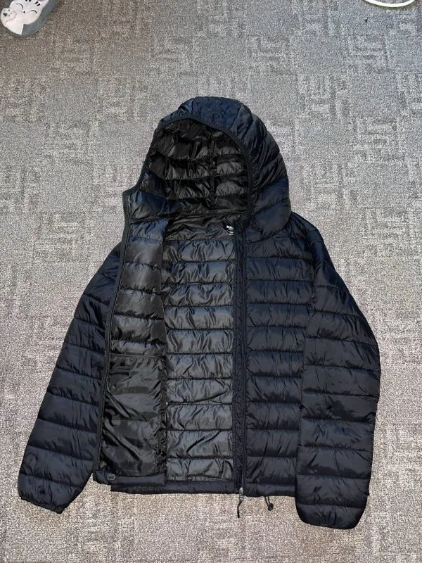 Geacă matlasată Pull&Bear EU 38 | Negru, Cu glugă, Poliester - Image 5
