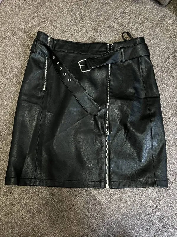 Fustă Mohito EU 38 | Negru, Mini, Poliuretan - Image 3
