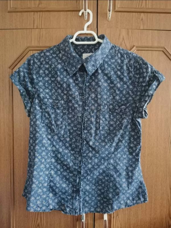 Cămașă H&M EU 40 | Albastru, Normal, Mânecă scurtă, Floral & Tropical, Bumbac - Image 2