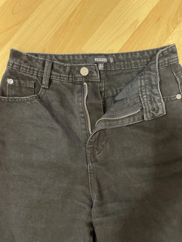 Blugi Missguided EU 34 | Negru, Scurți, Denim - Image 5