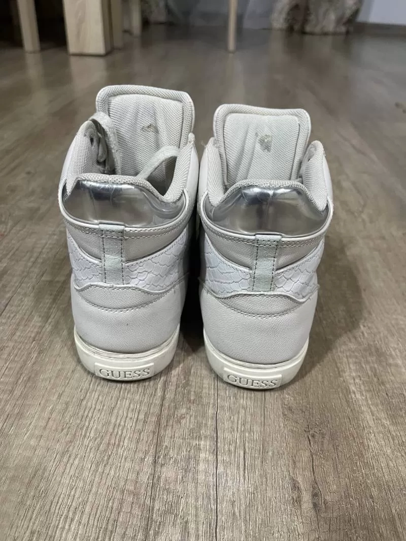 Sneakers Guess EU 37 | Crem, Piele ecologică - Image 3