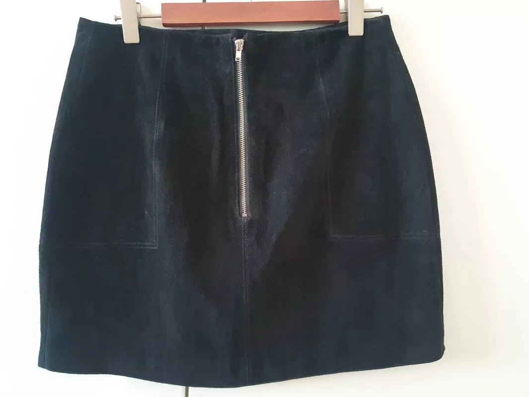 Fustă H&M EU 36 | Negru, Mini, Piele naturală - Image 4