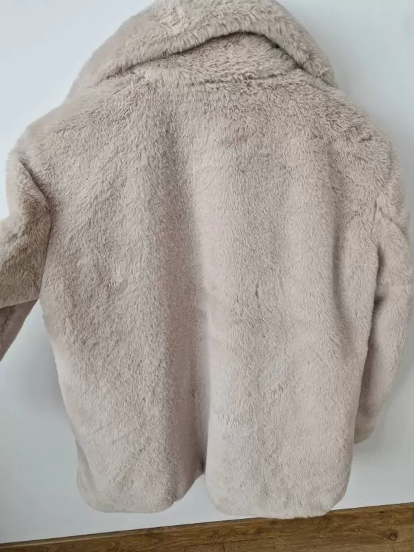 Geacă din blană H&M EU 38 | Bej, Fără glugă, Blană artificială - Image 8