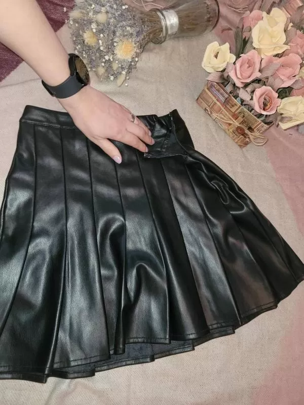 Fustă Review XS | Negru, Mini, Poliuretan - Image 3