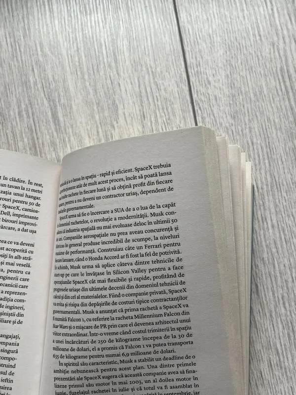 Elon Musk Tesla SpaceX și misiunea construirii unui viitor fantastic - Ashlee Vance, ISBN 9786067222678 - Image 4