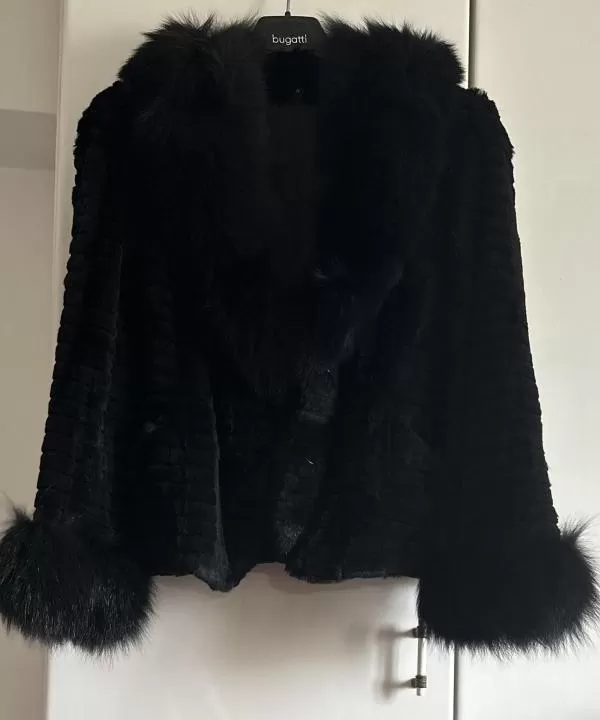 Geacă din blană Producător blănuri EU 38 | Negru, Fără glugă, Monocrom, Blană naturală