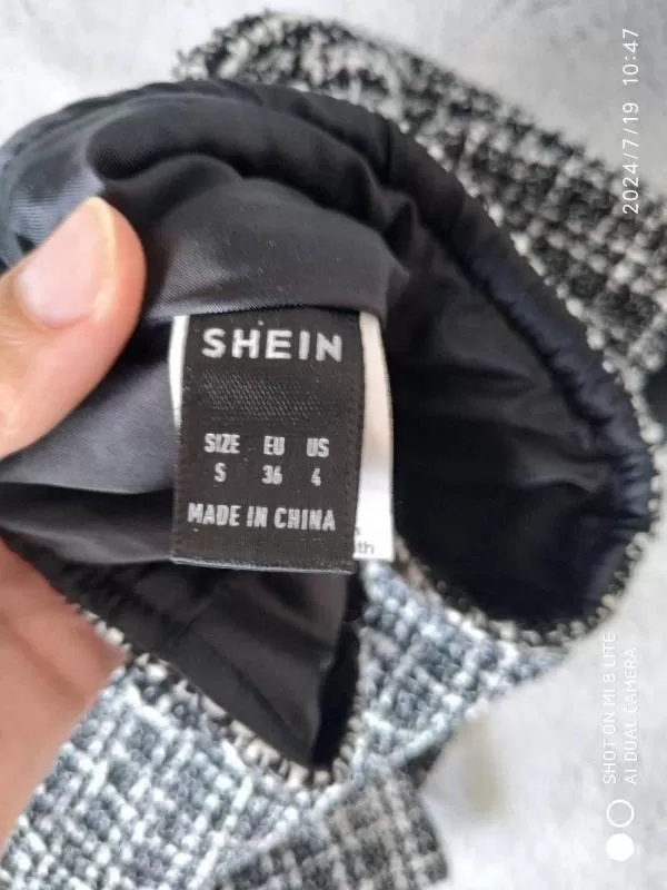 Pantaloni Shein EU 36 | Negru, Scurți, Talie înaltă, Poliester - Image 4