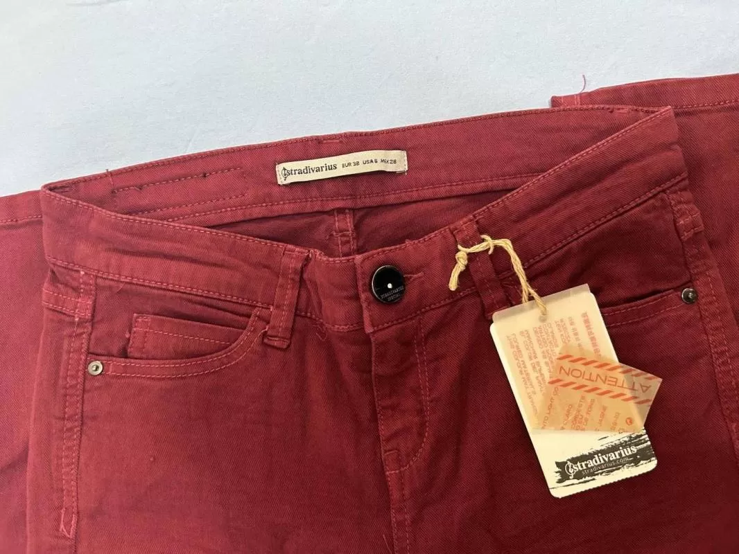 Blugi Stradivarius EU 38 | Burgundy, Lungi, Denim - Image 5