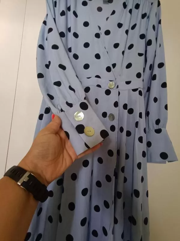 Rochie casual Monki EU 34 | Albastru, Maxi, Mânecă lungă, Buline & Imprimeuri mici, Design petrecut - Image 4