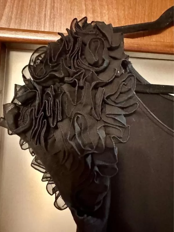 Rochie de ocazie H&M EU 38 | Negru, Mini, Mânecă scurtă, Volane, Poliester - Image 3