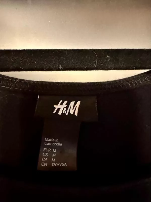Rochie de ocazie H&M EU 38 | Negru, Mini, Mânecă scurtă, Volane, Poliester - Image 4