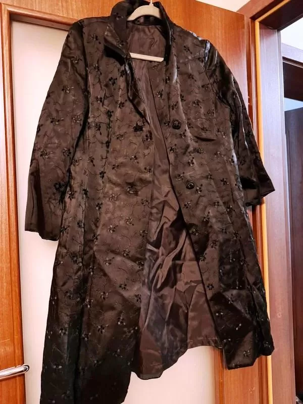 Trenci NO BRAND EU 38 | Negru, Fără glugă, Floral & Tropical, Satinat - Image 2
