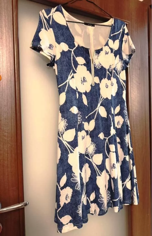 Rochie casual QUIZ EU 38 | Albastru, Mini, Mânecă scurtă, Floral & Tropical, Poliester - Image 2