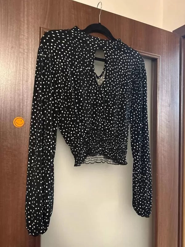 Top cropped NO BRAND EU 36 | Negru, Cropped (Scurt), Mânecă lungă, Buline & Imprimeuri mici, Cu decupaje, Poliester - Image 4
