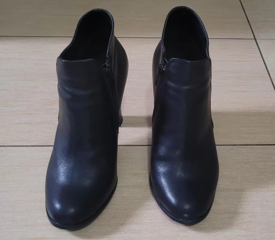 Ghete Aristocrat EU 38 | Negru, Piele naturală - Image 2