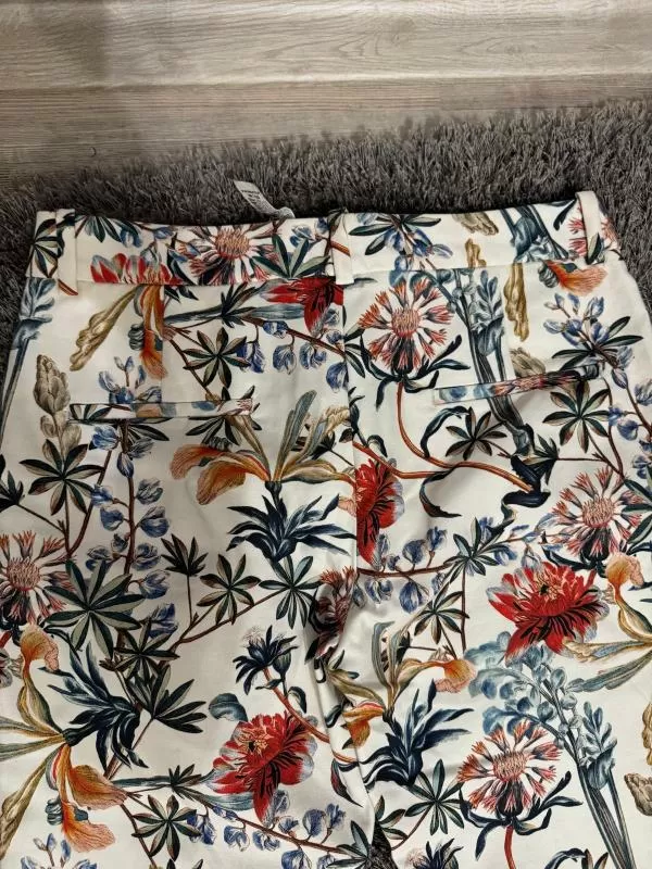 Pantaloni Zara S | Bej, Lungi, Talie joasă, Regular (Standard) fit, Chino, Floral & Tropical - Image 5