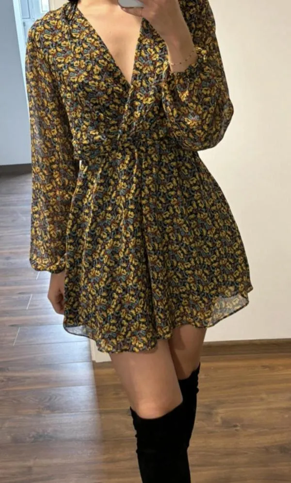 Rochie casual Zara EU 34 | Auriu, Mini, Mânecă lungă, Floral & Tropical, Design petrecut - Image 6