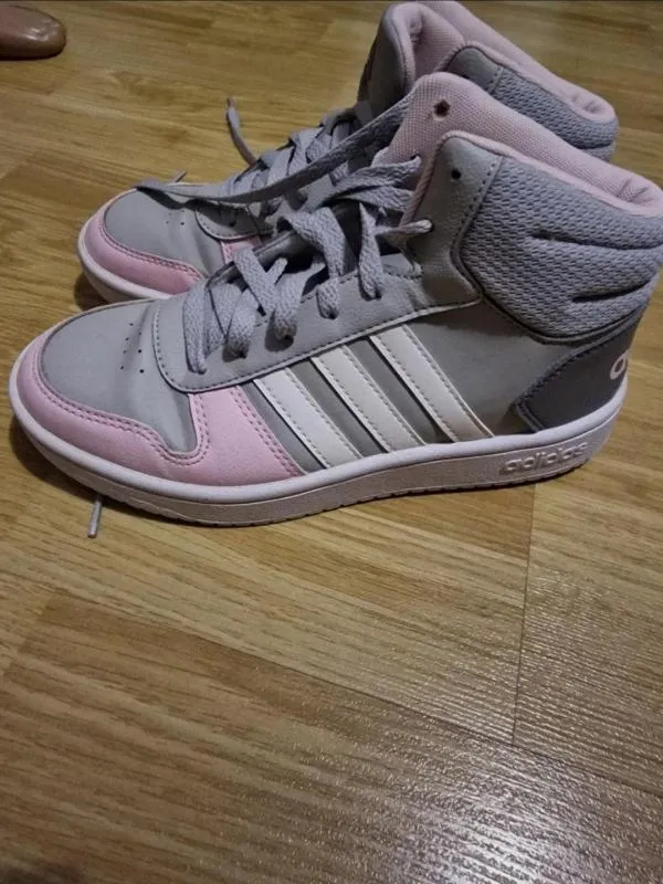 Pantofi sport adidas EU 37 | Gri, Monocrom, Piele ecologică - Image 3