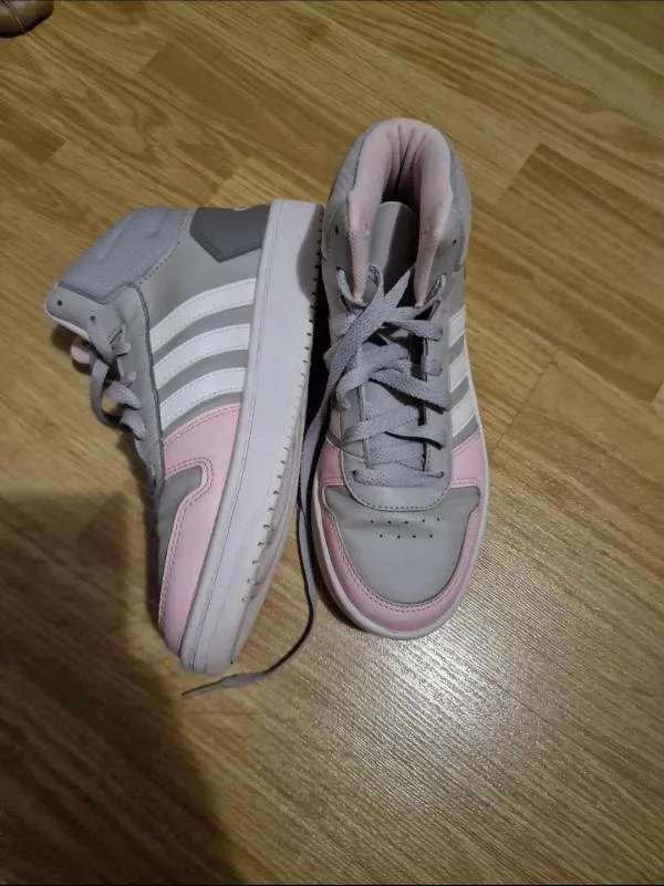 Pantofi sport adidas EU 37 | Gri, Monocrom, Piele ecologică - Image 4