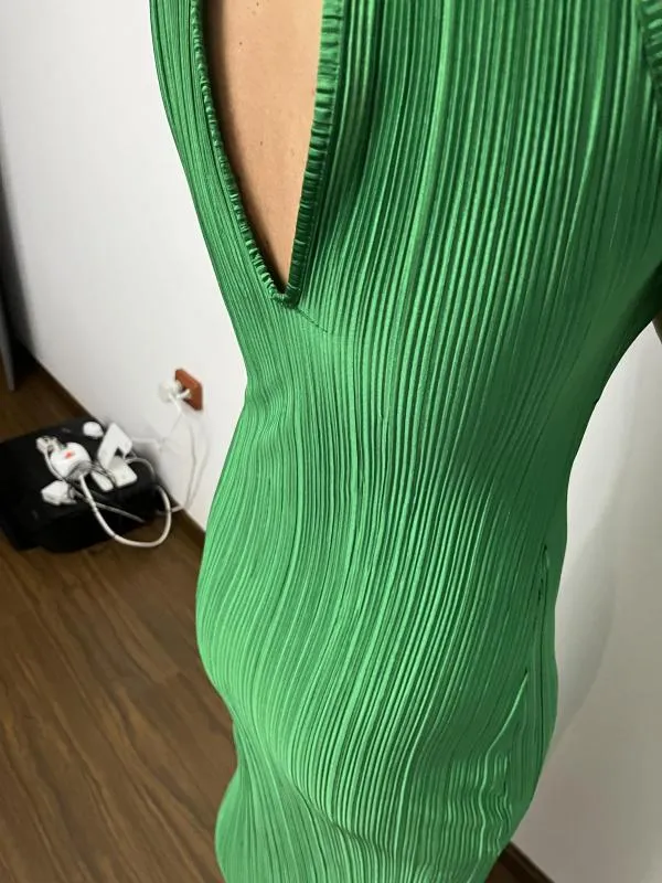 Rochie mulată PrettyLittleThing S | Verde, Maxi, Fără mâneci, Pliuri, Poliester - Image 9