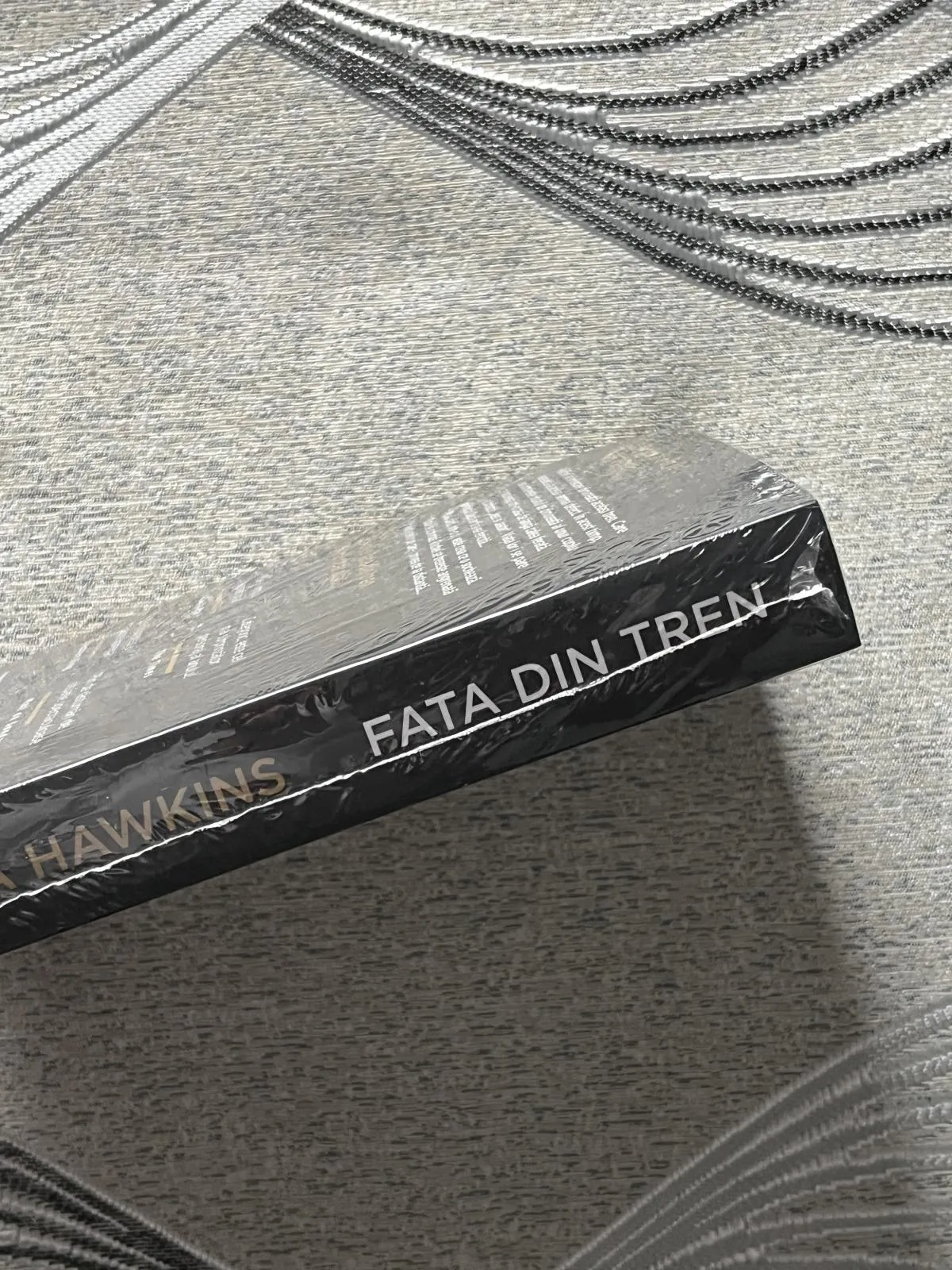 Fata din tren - Paula Hawkins, ISBN 9786067193503 - Image 5
