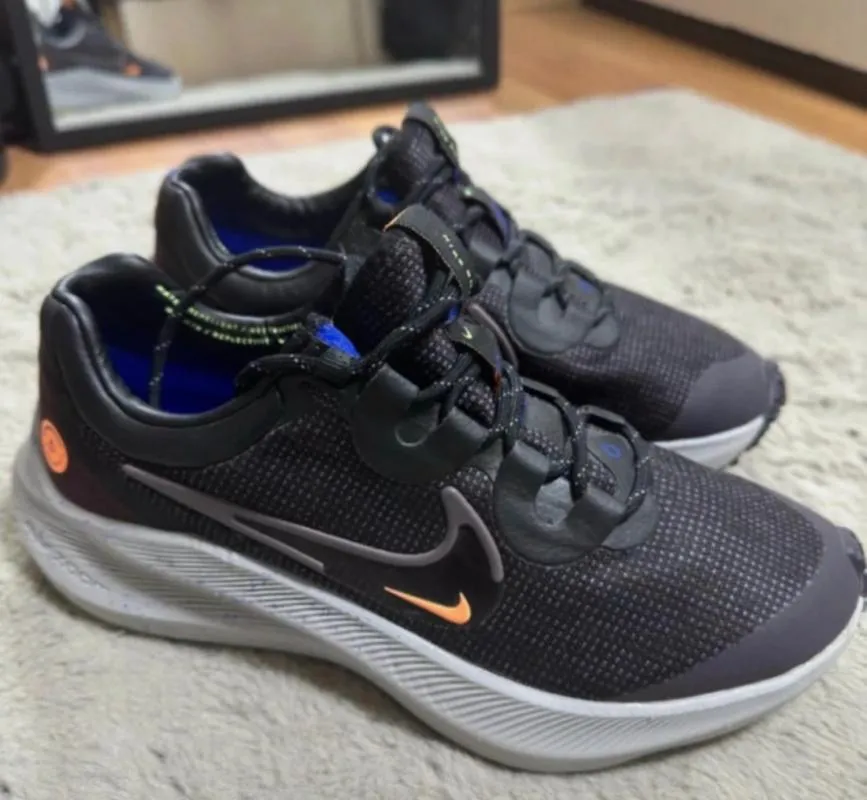 Pantofi de alergare Nike EU 38 | Negru - Image 2