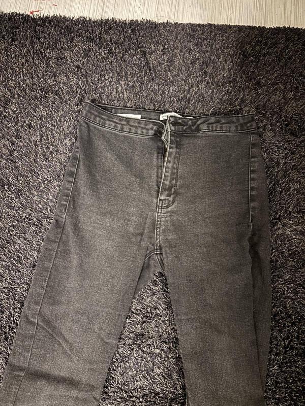 Blugi Bershka EU 38 | Negru, Talie medie, Jeggings fit - Image 4