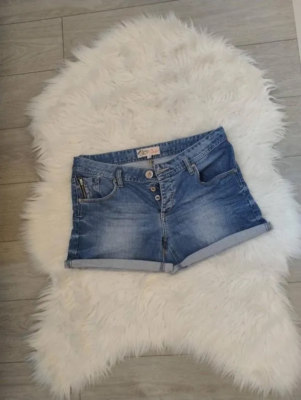 Blugi Jennyfer EU 38 | Albastru, Scurți, Talie medie, Denim - Image 6