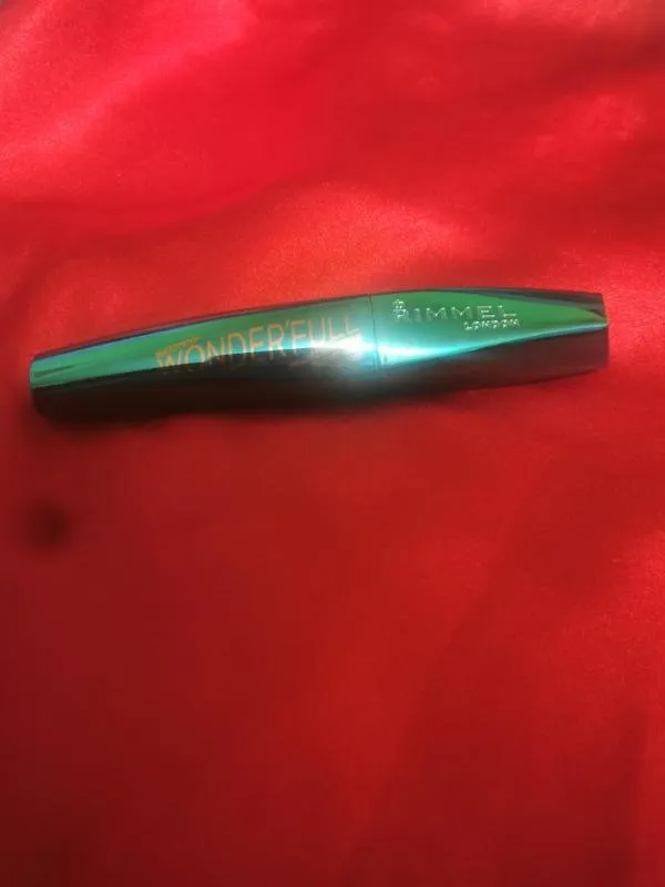 Mascara Wonder’Full 001 Black Rimmel London - Image 4