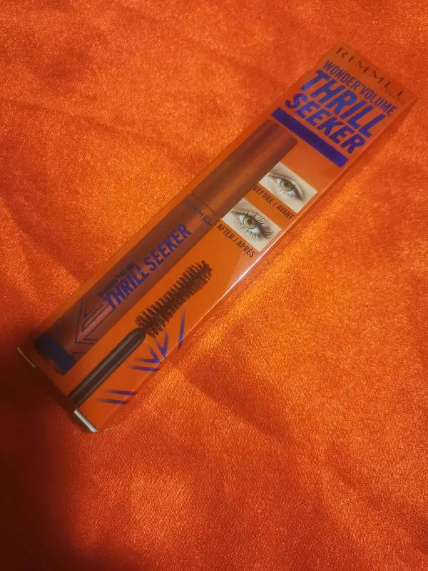Mascara WonderVolume Thrill Seeker Waterproof Black Rimmel London - Image 5