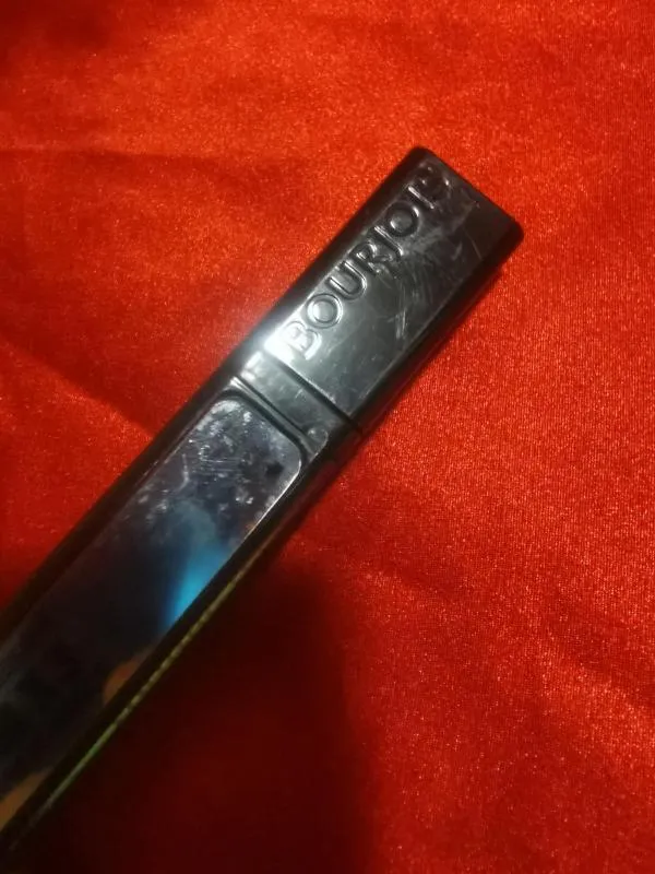 Mascara Volume Reveal Ultra Black Bourjois - Image 3