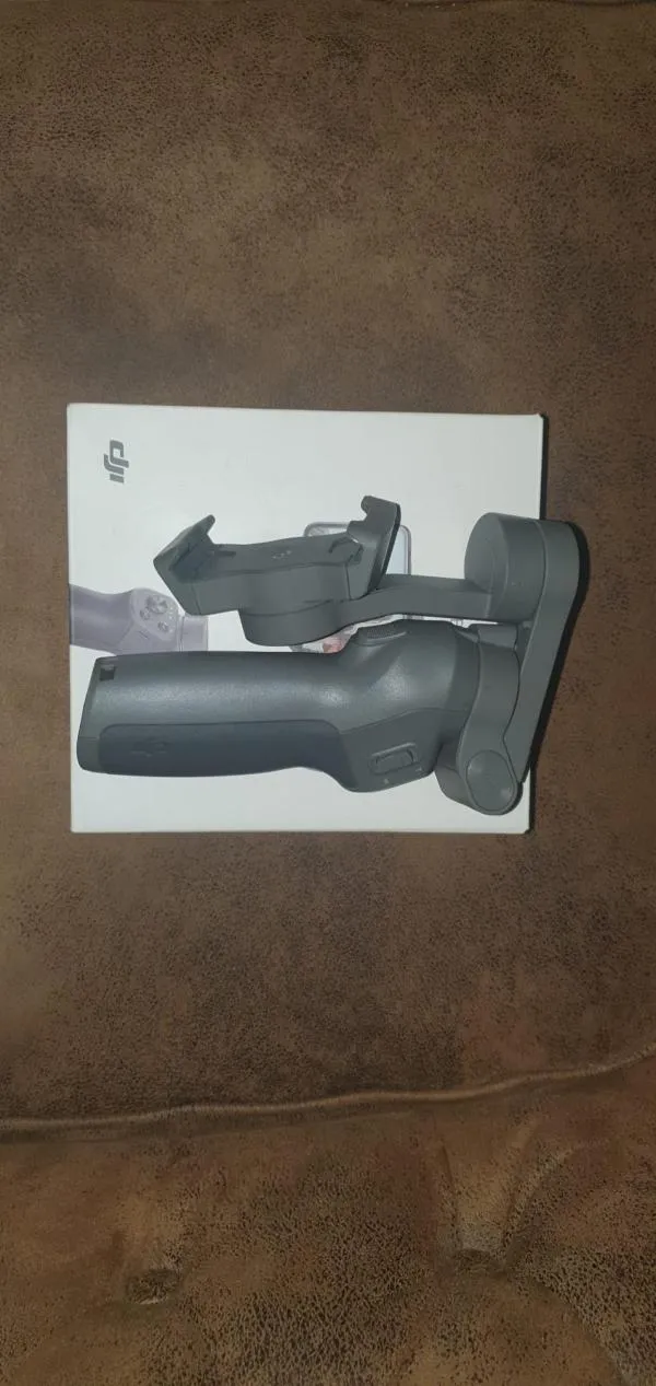 DJI Osmo Mobile 3 Sistem de Stabilizare pentru Smartphone - Image 9