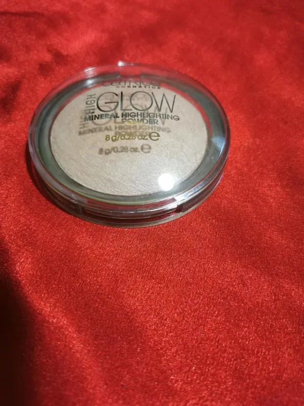 Pudră High Glow Mineral 010 Light Infusion Catrice - Image 6