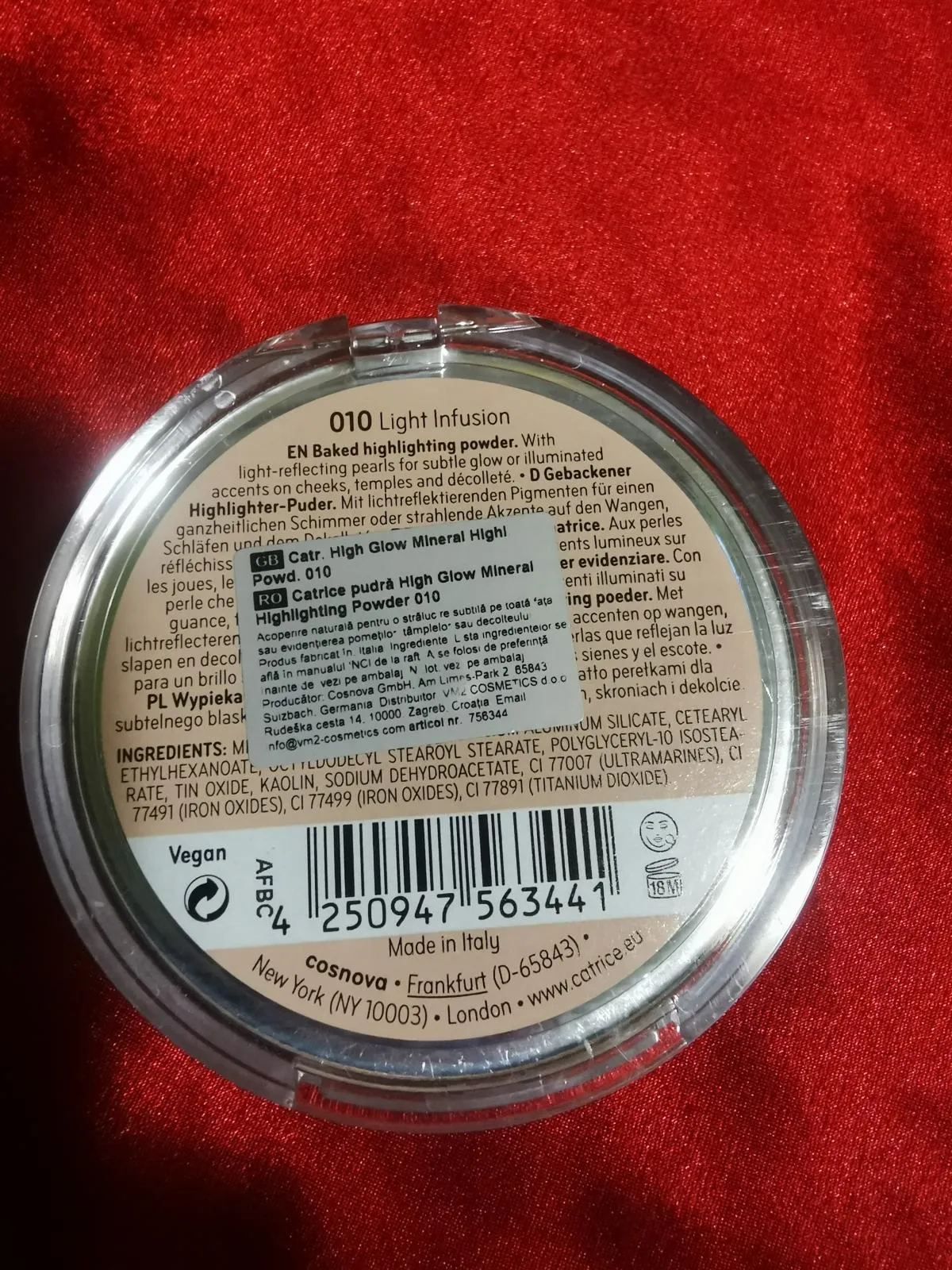 Pudră High Glow Mineral 010 Light Infusion Catrice - Image 4