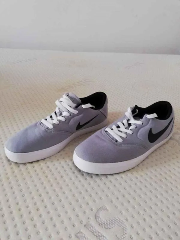 Teniși Nike EU 43 | Gri - Image 3