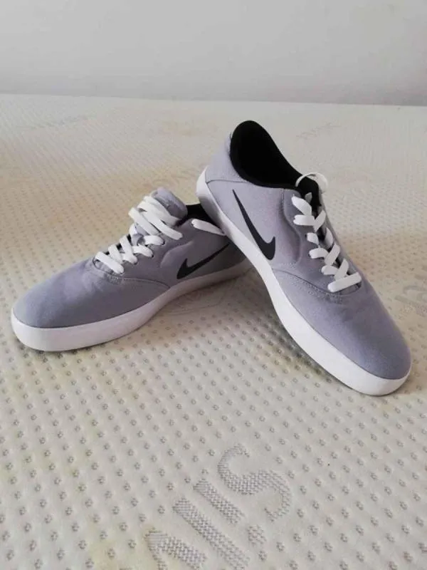 Teniși Nike EU 43 | Gri - Image 2