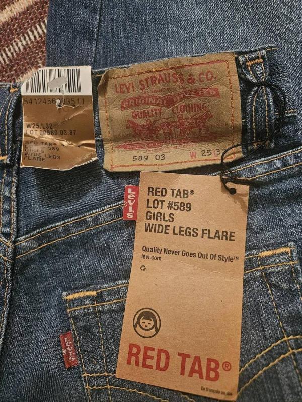 Blugi Levi's EU 32 | Albastru, Lungi, Talie joasă, Flared (Evazați) fit, Denim - Image 5
