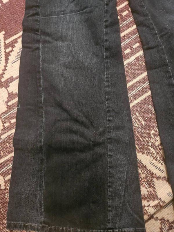 Blugi Levi's EU 32 | Negru, Lungi, Flared (Evazați) fit, Denim - Image 3