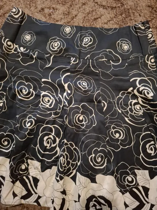 Fustă Orsay EU 38 | Negru, Mini, Floral & Tropical - Image 4