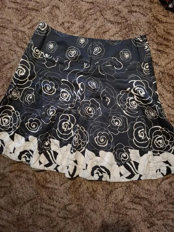 Fustă Orsay EU 38 | Negru, Mini, Floral & Tropical - Image 5