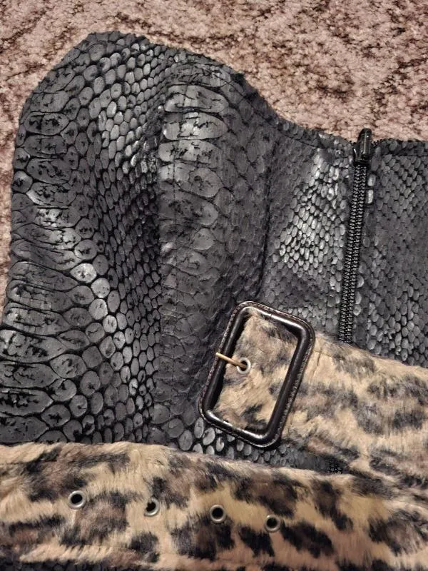 Corset URMA EU 36 | Negru, Normal, Cu umerii goi, Animal print, Piele ecologică - Image 4