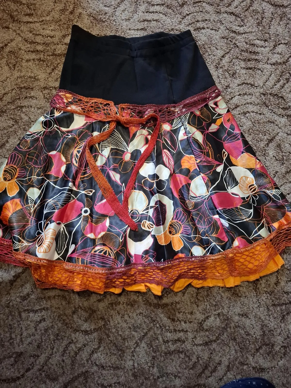 Fustă cloș EU 36 | Multicolor, Midi, Talie înaltă, Cloș fit, Floral & Tropical, Broderie - Image 2
